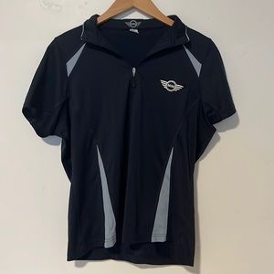 woman’s mini cooper top